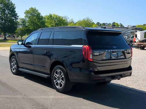 AGATE BLACK METALLIC 2025 Ford Expedition ACTIVE