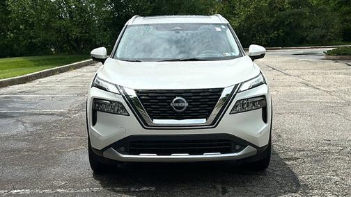 White 2022 Nissan Rogue Platinum