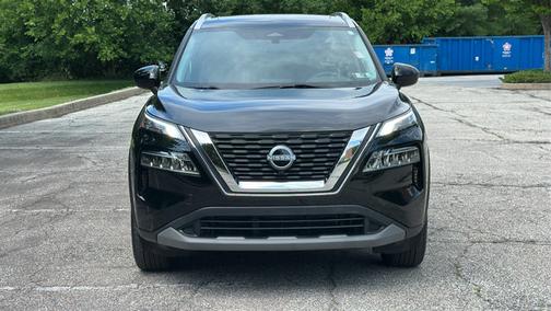 Black 2023 Nissan Rogue SV