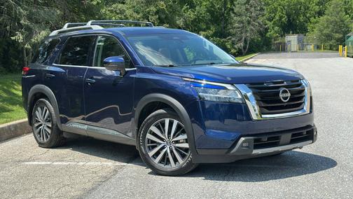 2022 Nissan Pathfinder Platinum