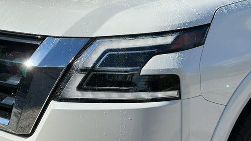 2024 Nissan Armada Platinum