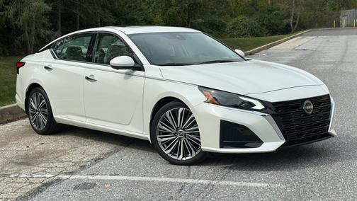2023 Nissan Altima 2.5 SL