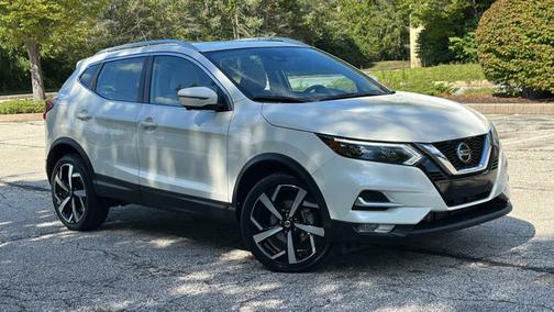 2022 Nissan Rogue Sport SL