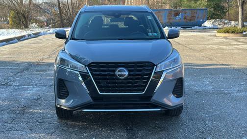 2022 Nissan Kicks SV