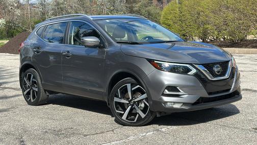 2022 Nissan Rogue Sport SL