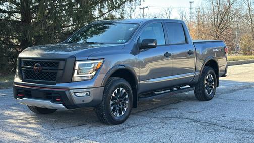 2024 Nissan Titan PRO-4X