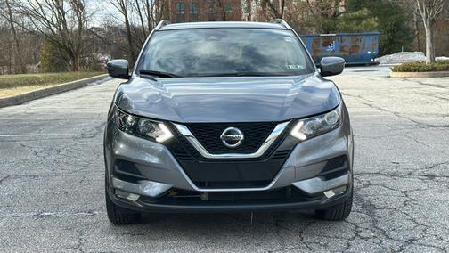2022 Nissan Rogue Sport SV