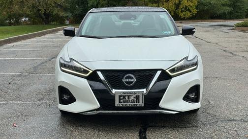 2023 Nissan Maxima Platinum