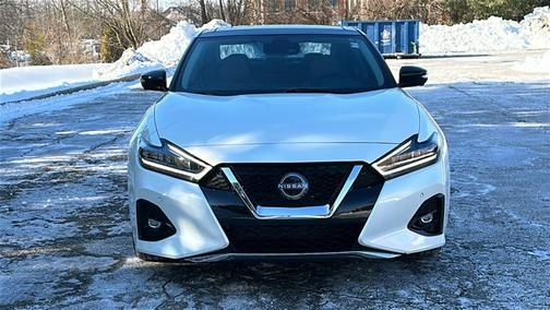 2023 Nissan Maxima Platinum