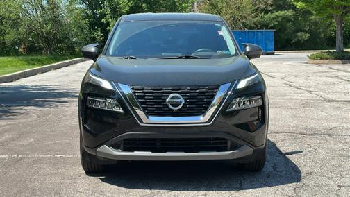 Black 2021 Nissan Rogue SV