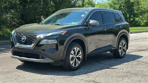 Black 2021 Nissan Rogue SV