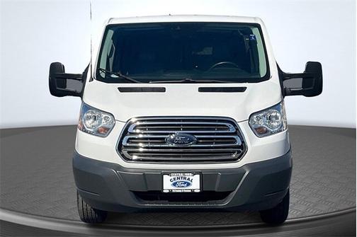2018 Ford Transit-250 148 WB LOW ROOF CARGO