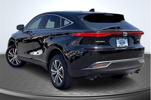 2022 Toyota Venza LE