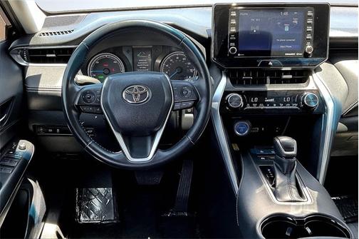 2022 Toyota Venza LE