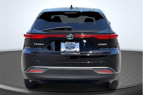 2022 Toyota Venza LE