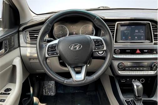 2019 Hyundai SONATA LIMITED
