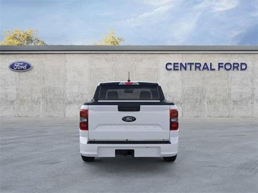2025 Ford Maverick Lobo Standard