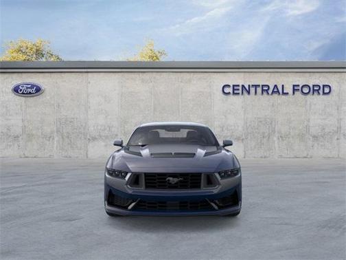 2025 Ford Mustang Dark Horse
