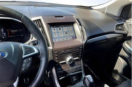 2017 Ford Edge SPORT