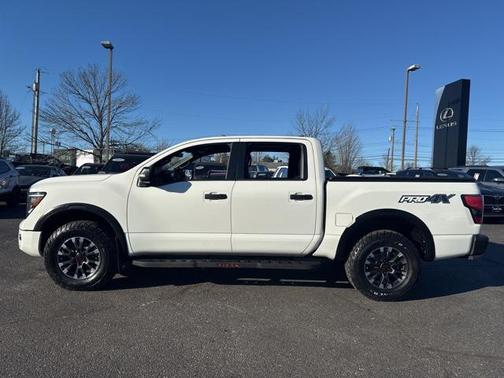 2023 Nissan Titan PRO-4X