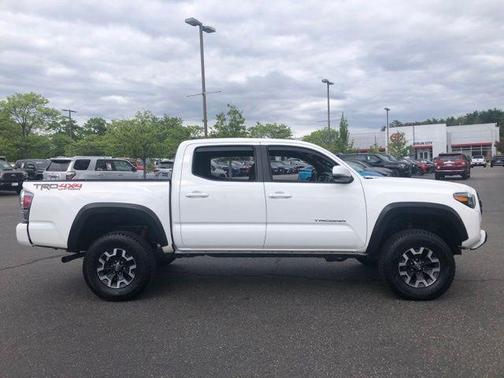 Ice Cap 2023 Toyota Tacoma TRD Off Road