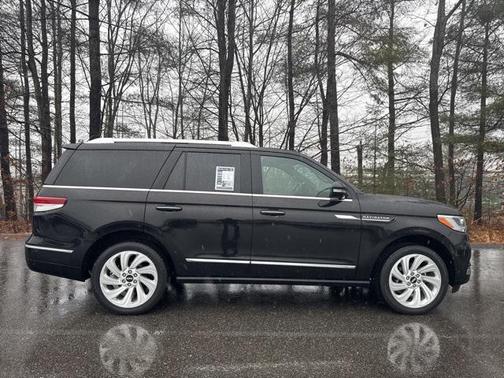 2024 Lincoln Navigator Premiere