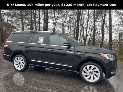 2024 Lincoln Navigator Premiere