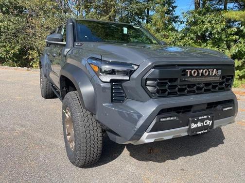 2025 Toyota Tacoma Hybrid Trailhunter