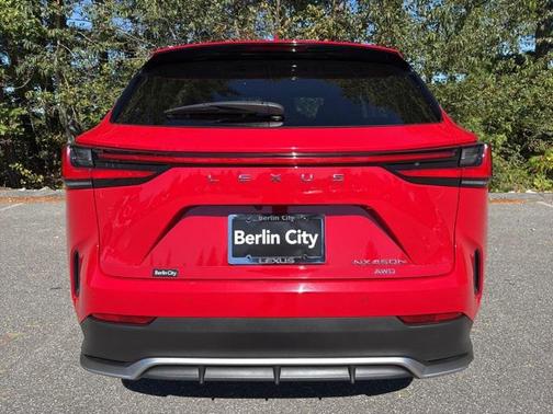 2024 Lexus NX 450h+ F SPORT Handling