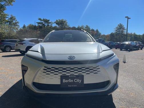 2025 Toyota Crown Signia Limited