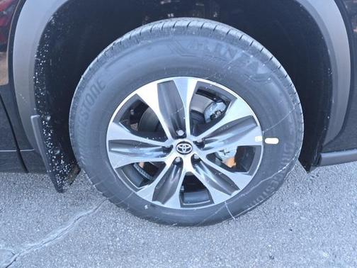 2026 Toyota Highlander Hybrid XLE