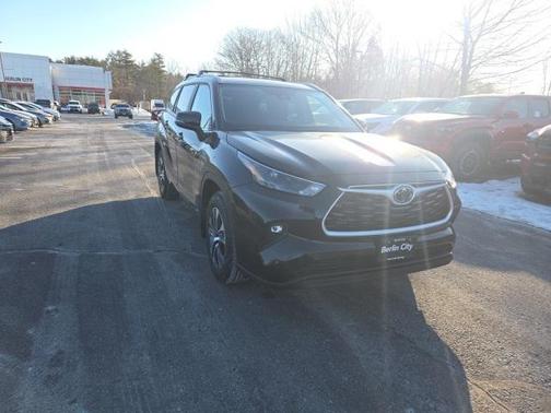 2026 Toyota Highlander Hybrid XLE