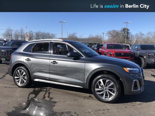 2025 Audi Q5 45 S line Prestige