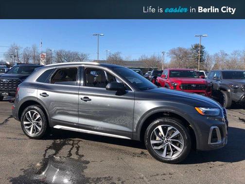 2025 Audi Q5 45 S line Prestige