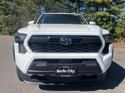 2025 Toyota Tacoma Hybrid TRD Off Road
