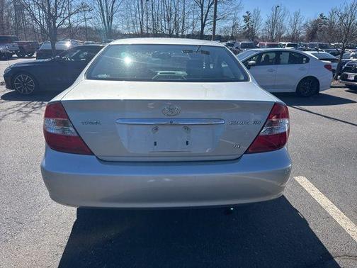 2002 Toyota Camry LE V6