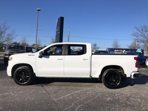 2022 Chevrolet Silverado 1500 RST