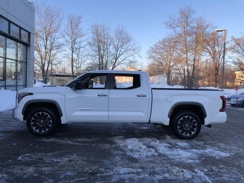 2024 Toyota Tundra Hybrid Limited