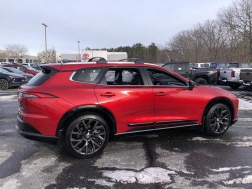 2025 Toyota Crown Signia Limited