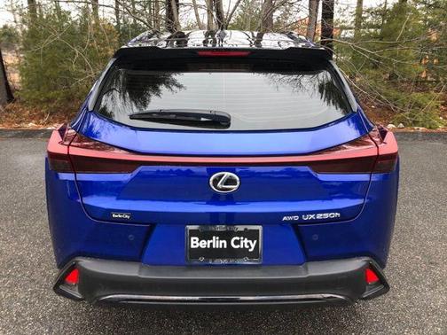 2023 Lexus UX 250h F Sport