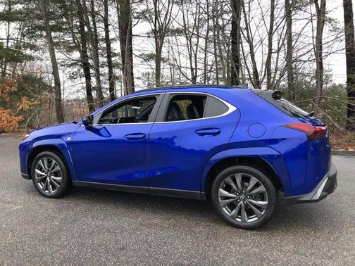 2023 Lexus UX 250h F Sport