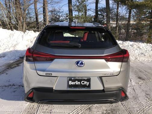 2022 Lexus UX 250h F Sport