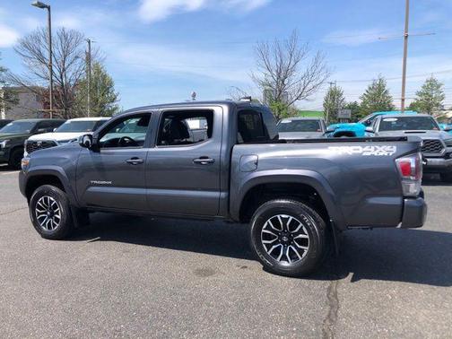 Magnetic Gray Metallic 2022 Toyota Tacoma TRD Sport