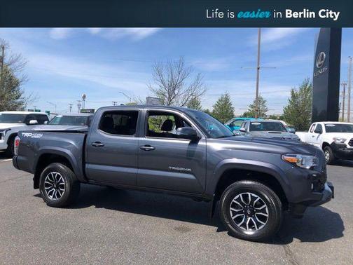 Magnetic Gray Metallic 2022 Toyota Tacoma TRD Sport
