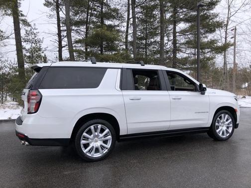 2021 Chevrolet Suburban 4WD High Country