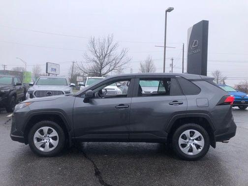 Magnetic Gray Metallic 2022 Toyota RAV4 LE