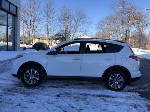 2016 Toyota RAV4 Hybrid XLE
