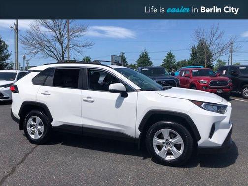 Super White 2019 Toyota RAV4 XLE