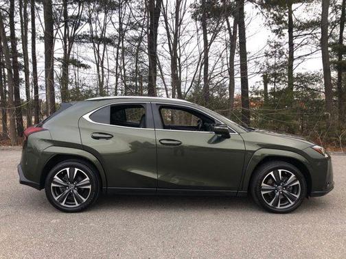 2023 Lexus UX 250h Base