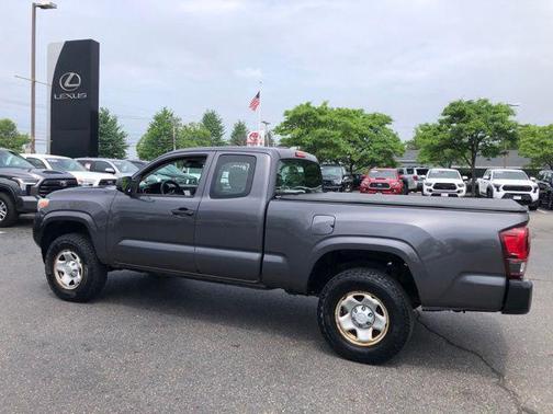 Magnetic Gray Metallic 2018 Toyota Tacoma SR